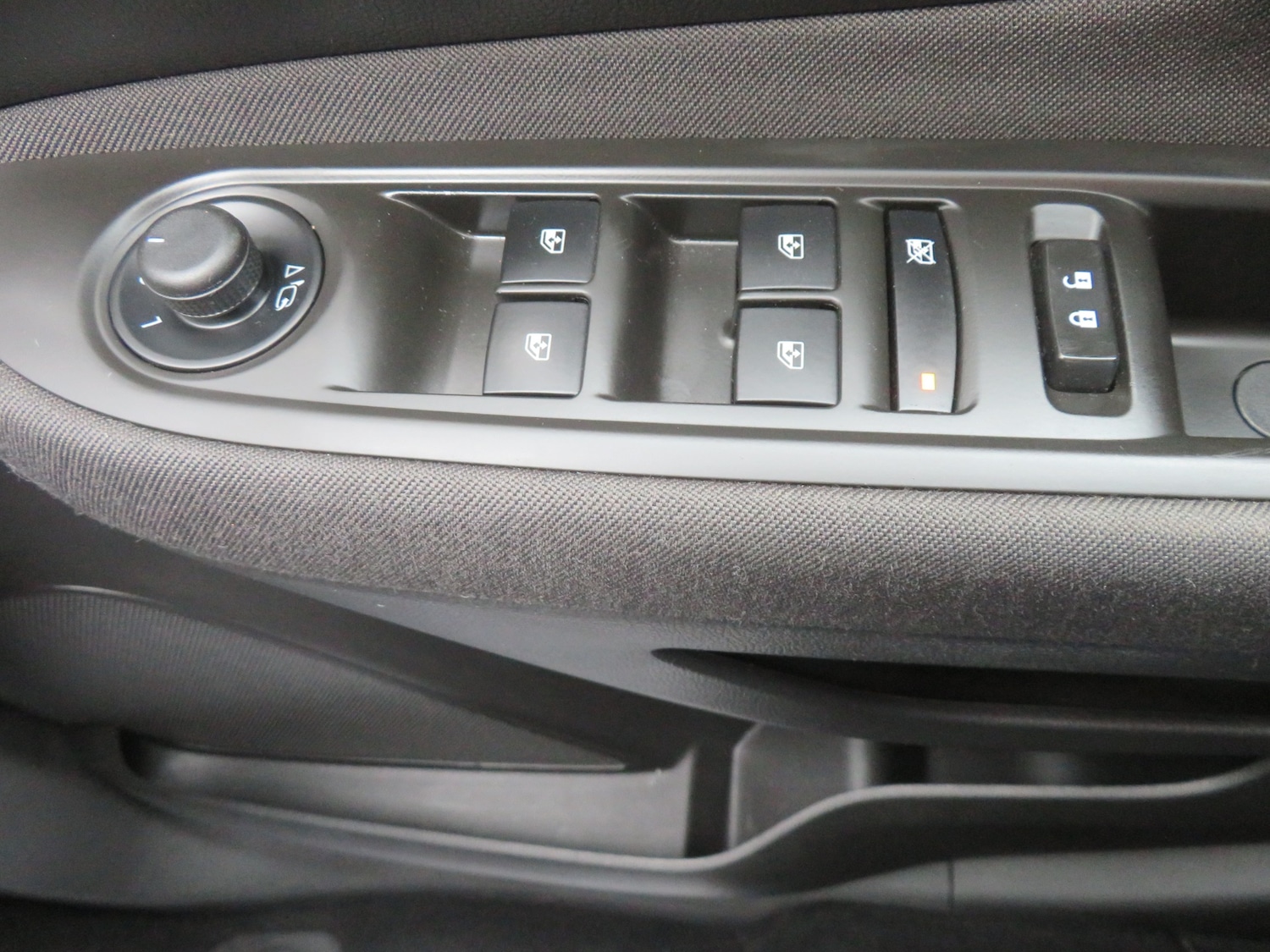 Used Vauxhall Mokka 2015 for sale - 76237473: Photo 15