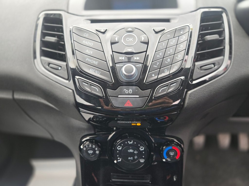 Used Ford Fiesta 2016 for sale - 76632000: Photo 15
