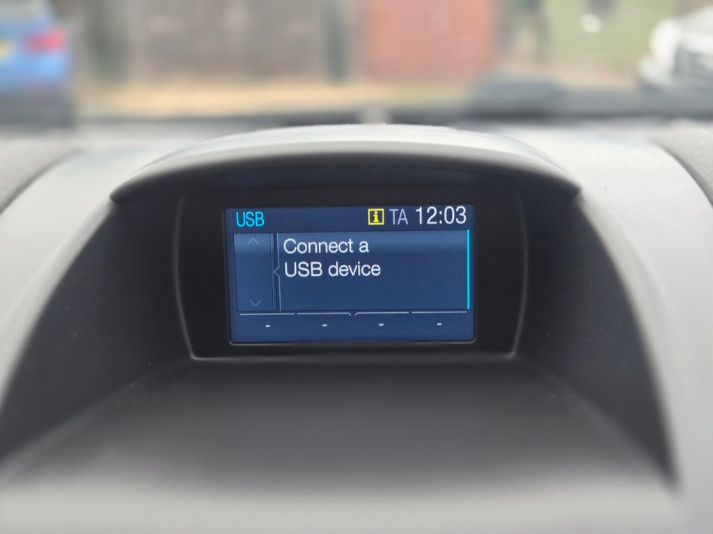 Used Ford Fiesta 2016 for sale - 76632000: Photo 24