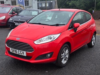Used Ford Fiesta 2016 for sale - 76632000: Photo