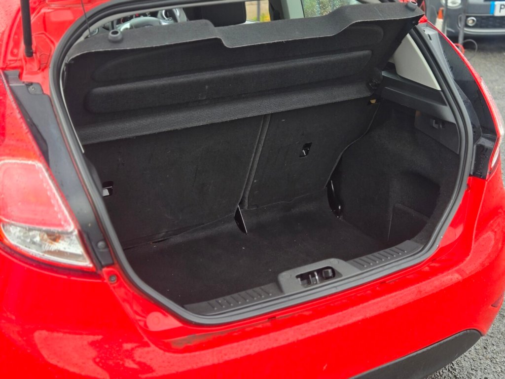 Used Ford Fiesta 2016 for sale - 76632000: Photo 9