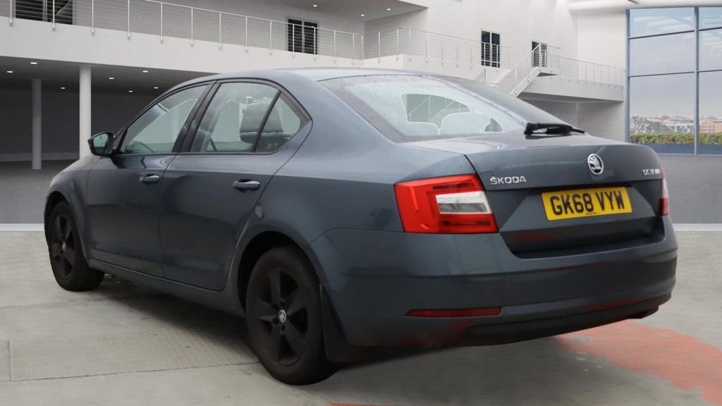 Used Skoda Octavia 2018 for sale - 76698077: Photo 3