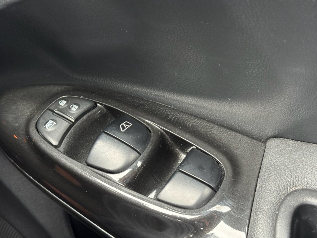 Used Nissan Juke 2015 for sale - 76923359: Photo 22