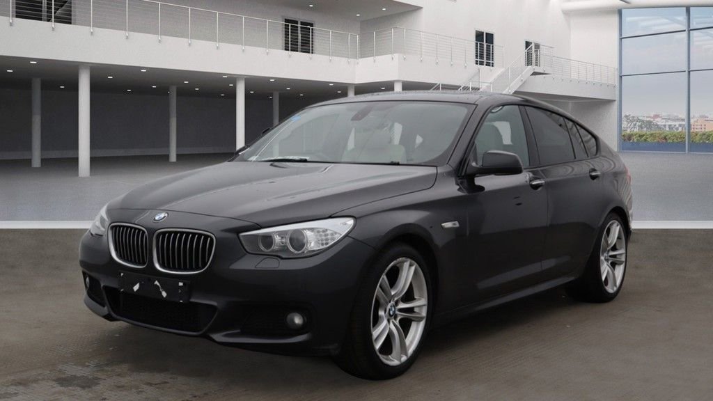 Used BMW 5 Series 2011 for sale - 76470017: Photo 2