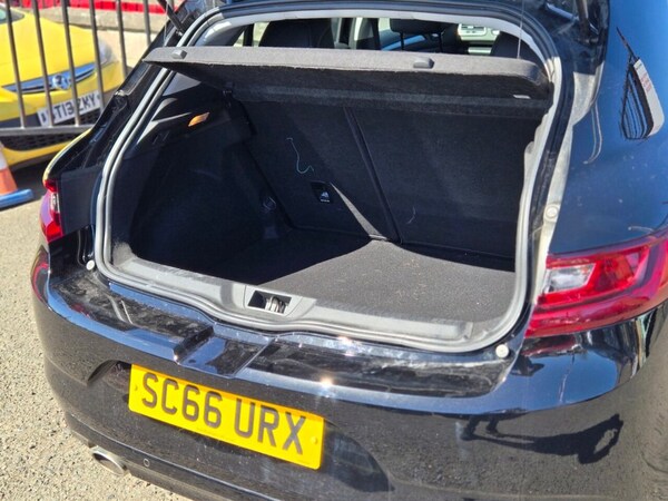 Used Renault Megane 2016 for sale - 74283837: Photo 9