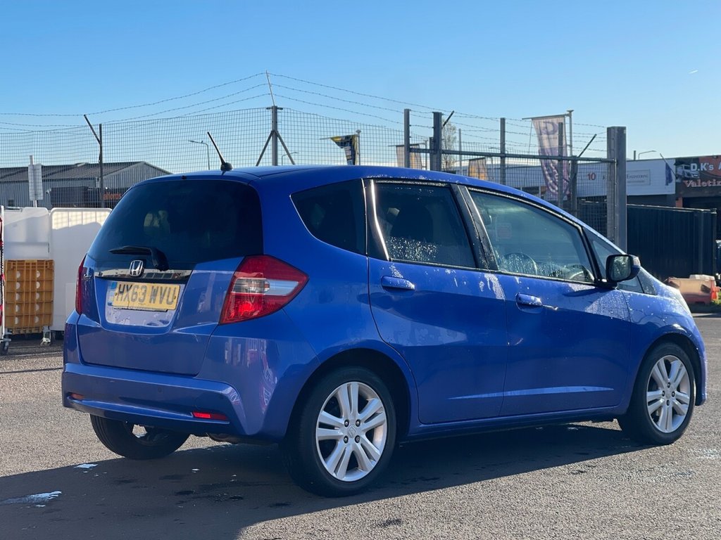 Used Honda Jazz 2013 for sale - 77007376: Photo 5