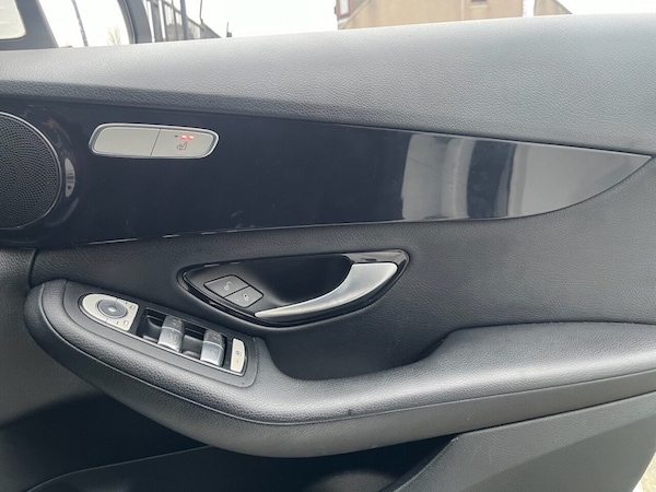 Used Mercedes-Benz C Class 2015 for sale - 73400680: Photo 25