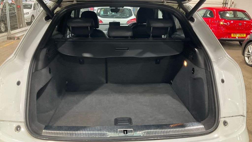 Used Audi Q3 2015 for sale - 78056289: Photo 7