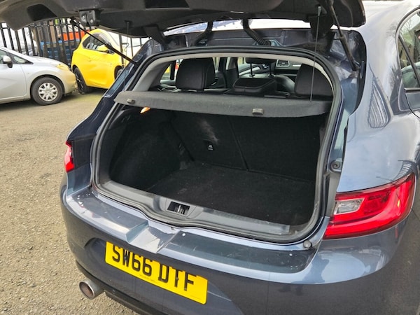 Used Renault Megane 2016 for sale - 73494778: Photo 9