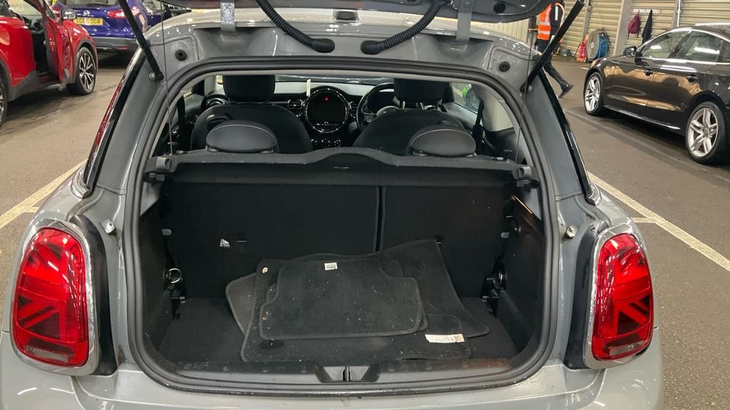 Used MINI Hatch 2021 for sale - 77341512: Photo 8