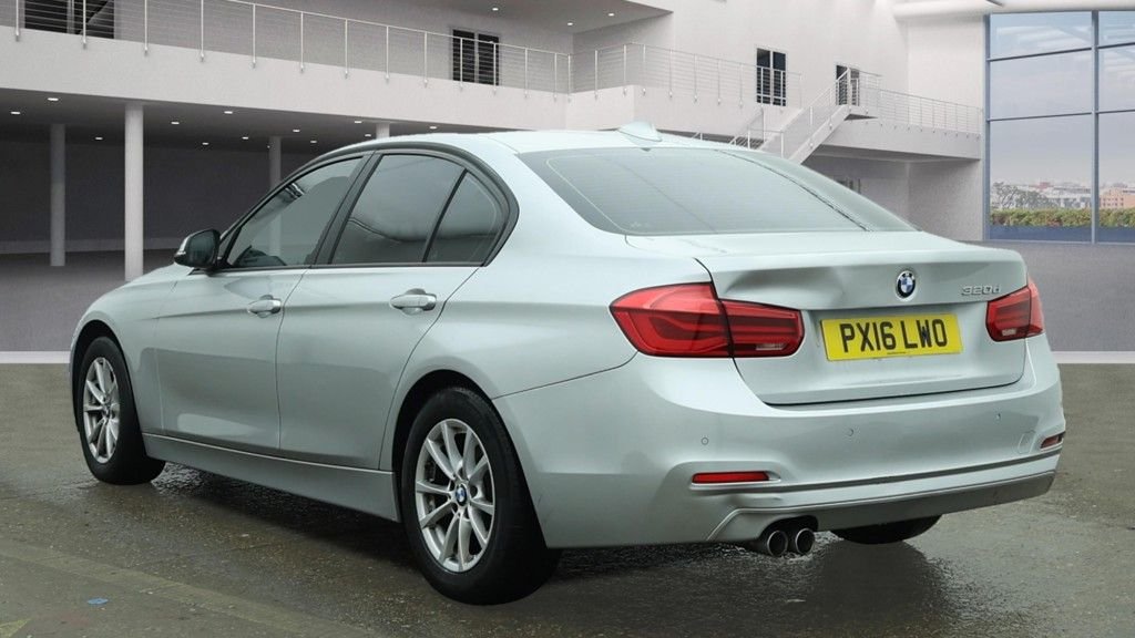 Used BMW 3 Series 2016 for sale - 76333169: Photo 3