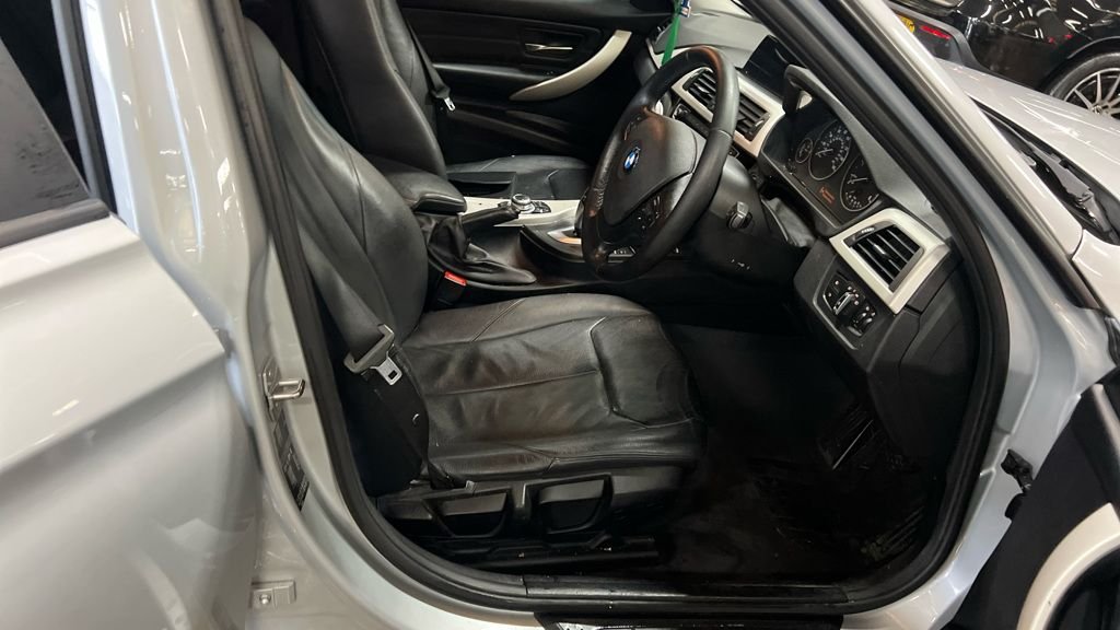 Used BMW 3 Series 2016 for sale - 76333169: Photo 9