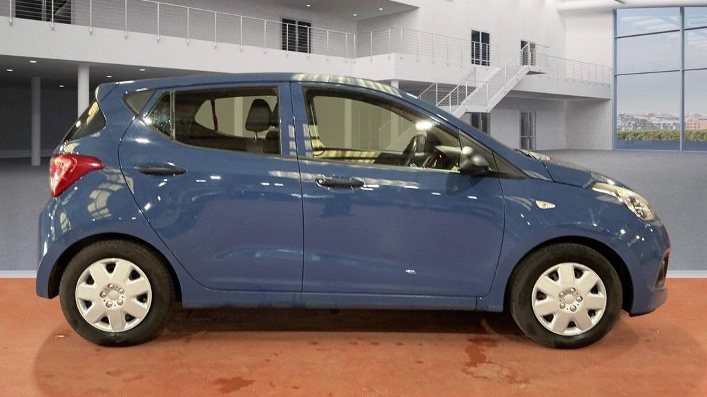 Used Hyundai i10 2014 for sale - 78088385: Photo 11