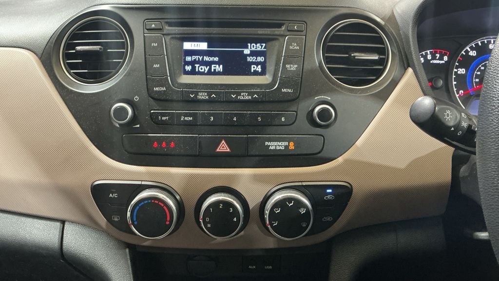 Used Hyundai i10 2014 for sale - 78088385: Photo 17