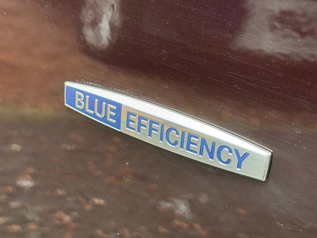 Used Mercedes-Benz E Class 2015 for sale - 77383978: Photo 28