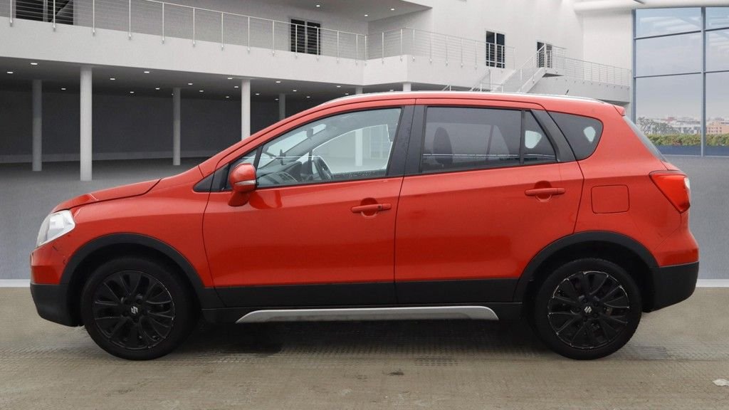 Used Suzuki SX4 S-Cross 2014 for sale - 76376226: Photo 6