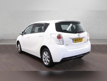 Used Toyota Verso 2016 for sale - 77557974: Photo