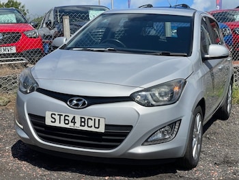 Used Hyundai i20 2014 for sale - 79346147: Photo