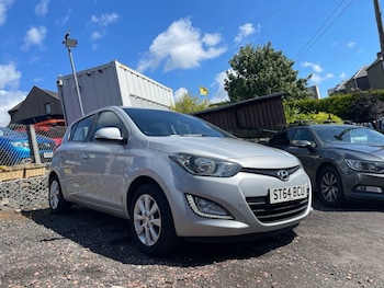 Used Hyundai i20 2014 for sale - 79346147: Photo