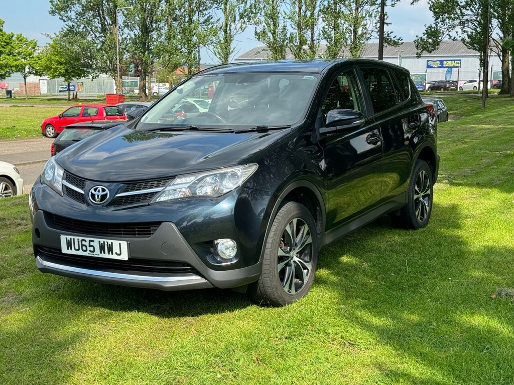 Used Toyota RAV4 2015 for sale - 76367538: Photo 2