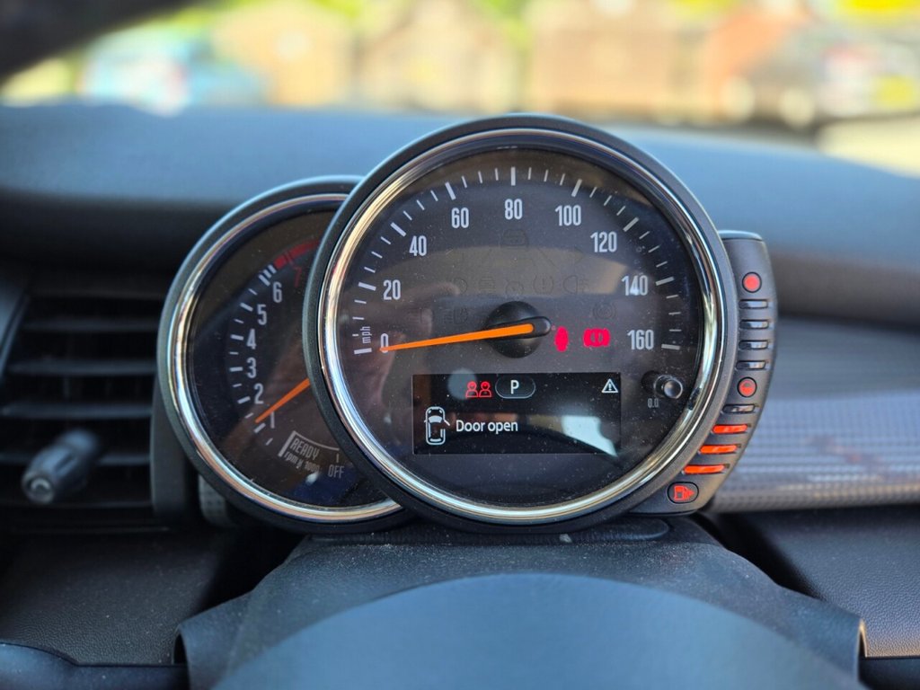 Used MINI Hatch 2015 for sale - 74650494: Photo 13