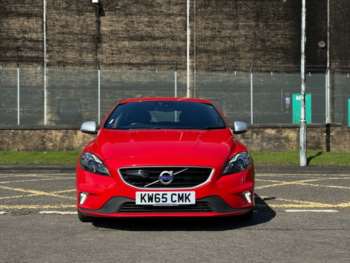 Used Volvo V40 2015 for sale - 71447421: Photo