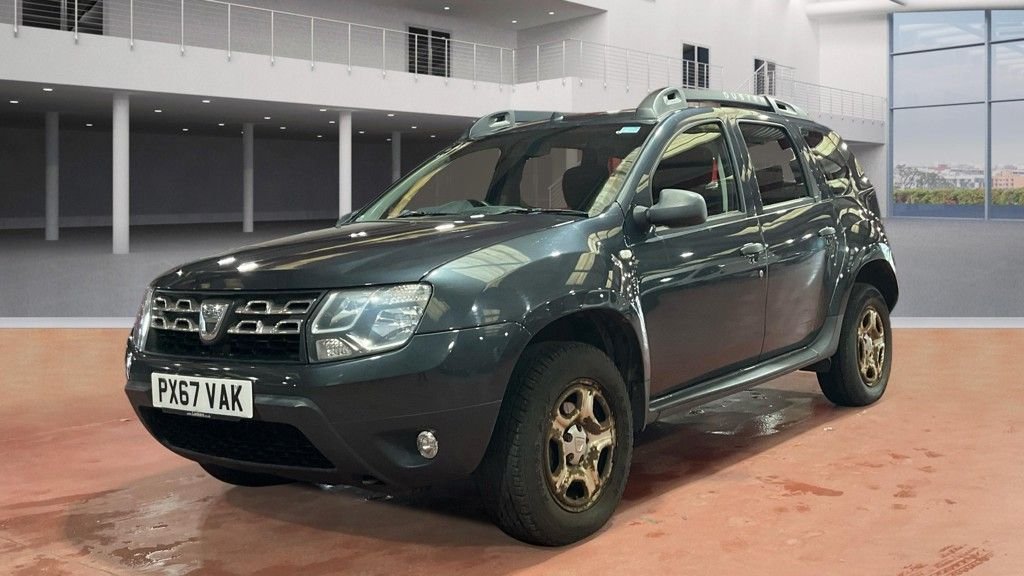 Used Dacia Duster 2017 for sale - 78110320: Photo 3