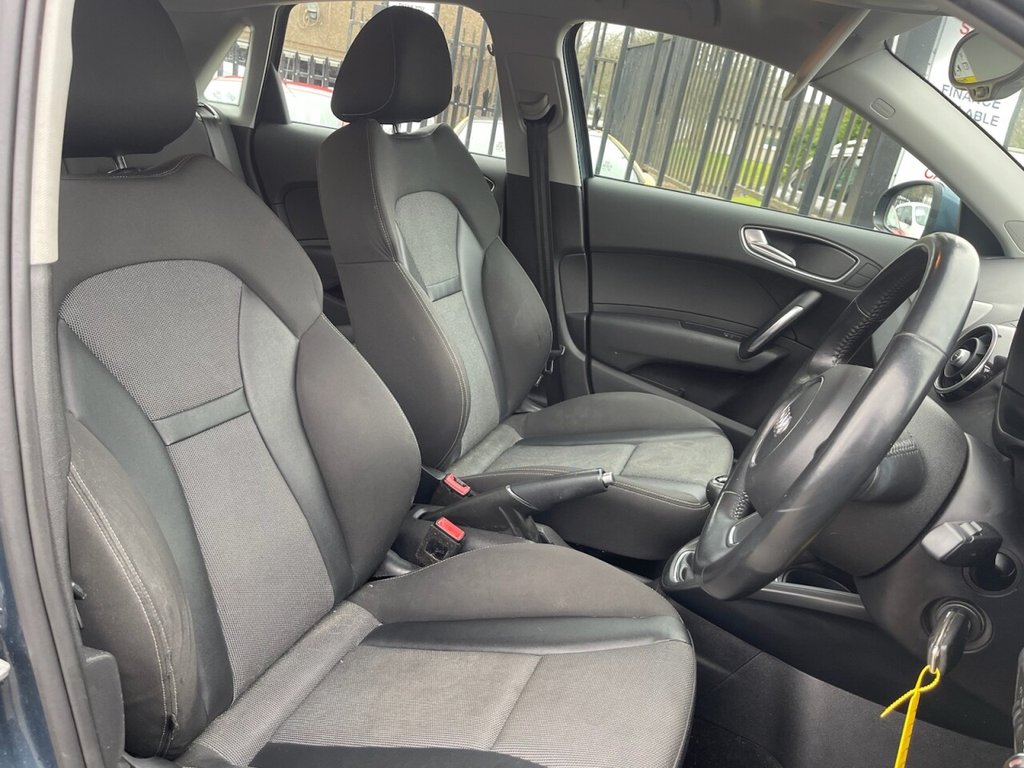 Used Audi A1 2015 for sale - 76604563: Photo 10