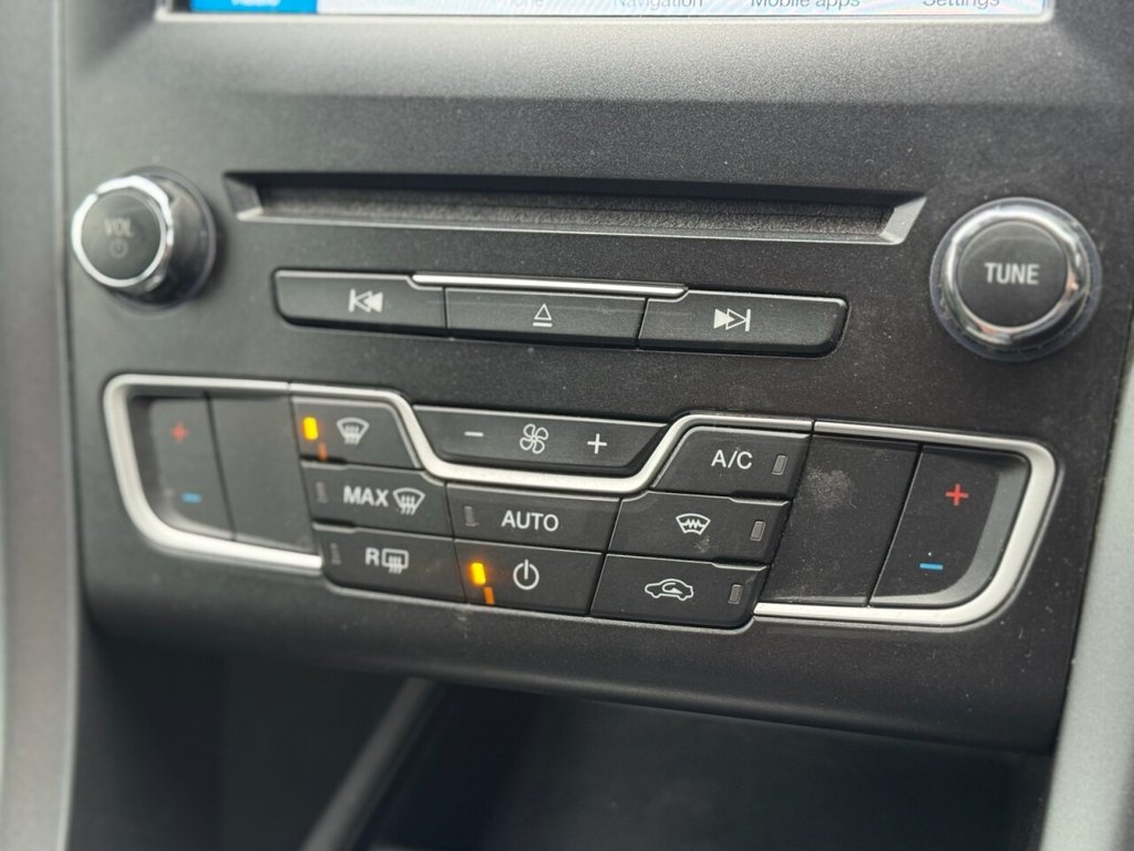 Used Ford Mondeo 2016 for sale - 77341359: Photo 25