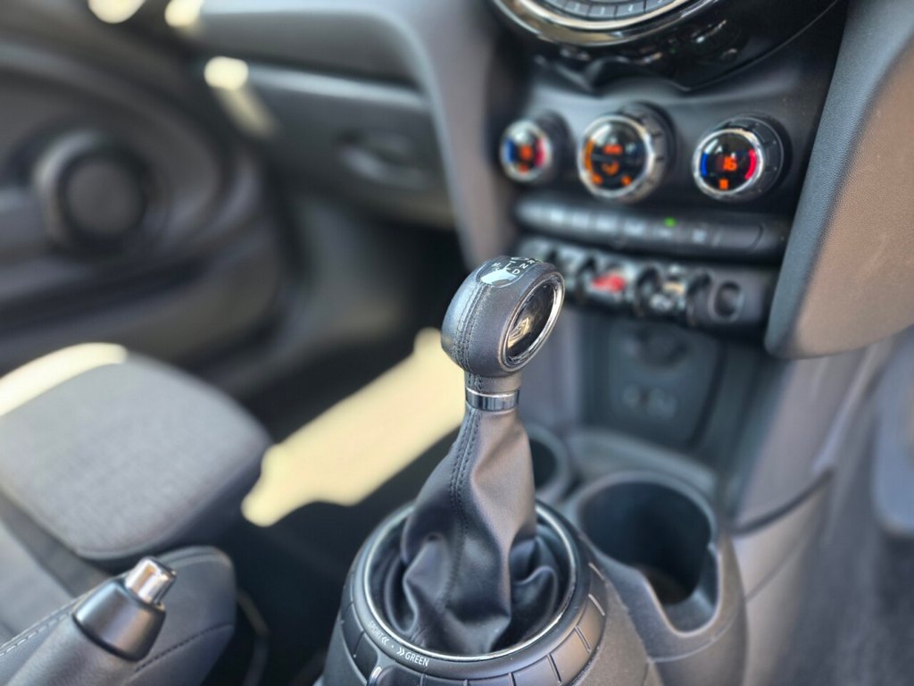 Used MINI Hatch 2015 for sale - 76509803: Photo 17