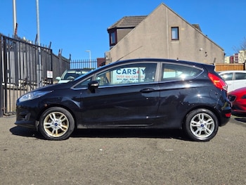 Used Ford Fiesta 2016 for sale - 77849734: Photo