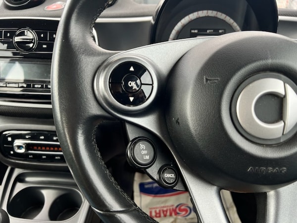 Used smart fortwo 2018 for sale - 72989687: Photo 10