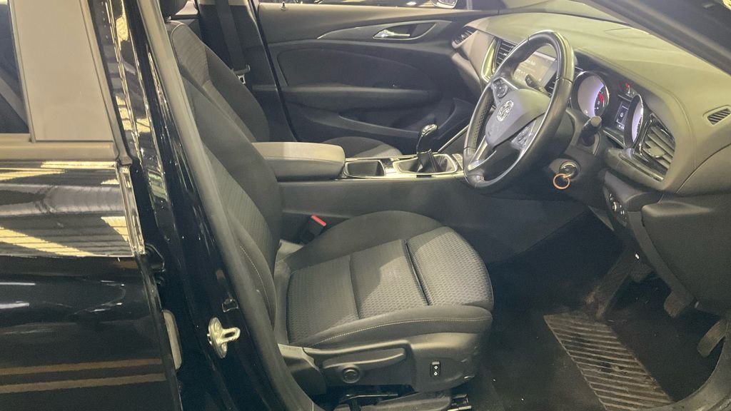 Used Vauxhall Insignia 2021 for sale - 78069048: Photo 10