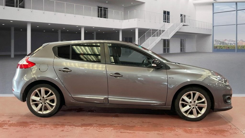 Used Renault Megane 2014 for sale - 78145085: Photo 5