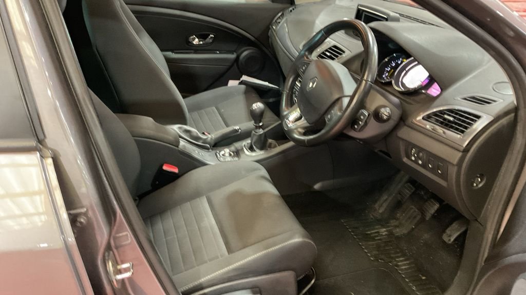 Used Renault Megane 2014 for sale - 78145085: Photo 9