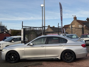 Used BMW 5 Series 2012 for sale - 77981480: Photo