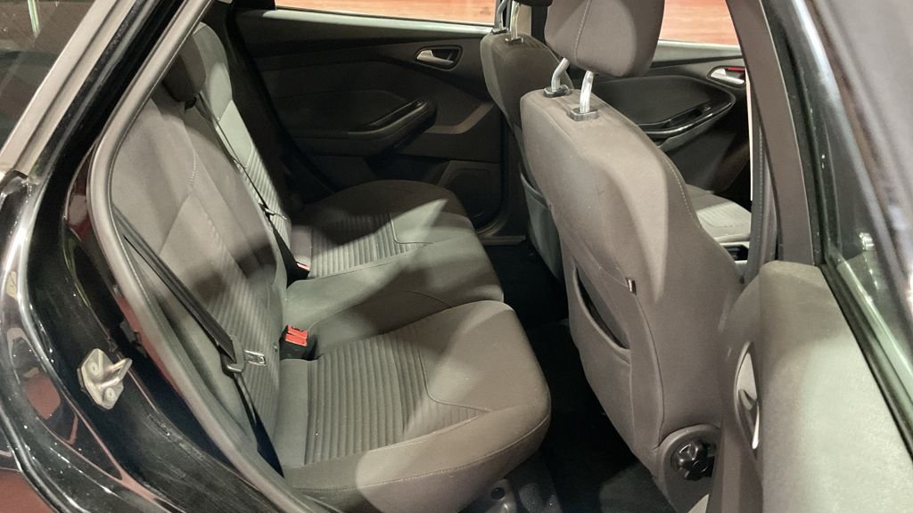 Used Ford Focus 2016 for sale - 76118480: Photo 7
