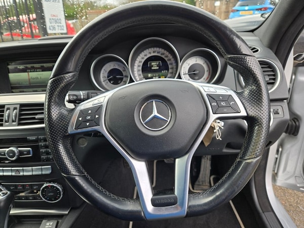 Used Mercedes-Benz C Class 2014 for sale - 73978416: Photo 14