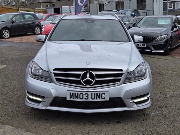 Used Mercedes-Benz C Class 2014 for sale - 73978416: Photo 2
