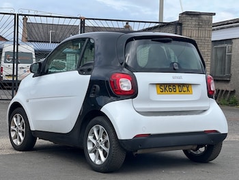 Used smart fortwo 2018 for sale - 77313149: Photo