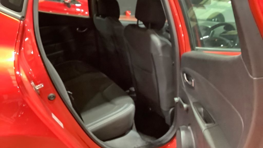 Used Renault Clio 2017 for sale - 78110483: Photo 6