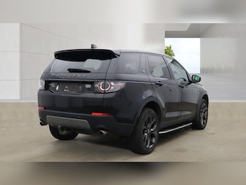 Used Land Rover Discovery Sport 2018 for sale - 78331068: Photo