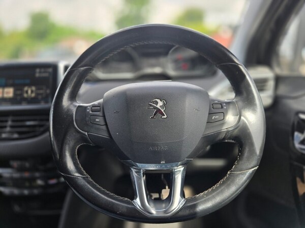 Used Peugeot 208 2018 for sale - 75037629: Photo 11
