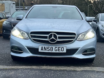 Used Mercedes-Benz E Class 2013 for sale - 76635493: Photo