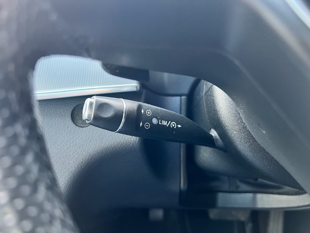 Used Mercedes-Benz E Class 2015 for sale - 76783349: Photo 11