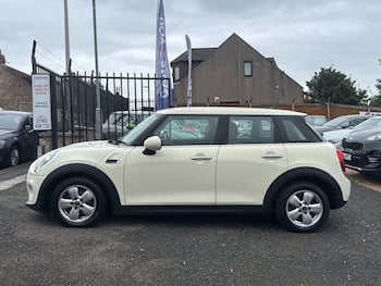 Used MINI Hatch 2019 for sale - 79666628: Photo