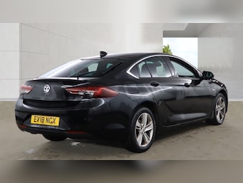 Used Vauxhall Insignia 2018 for sale - 79328039: Photo