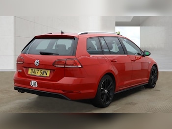 Used Volkswagen Golf 2017 for sale - 79046147: Photo