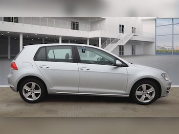 Used Volkswagen Golf 2015 for sale - 75559406: Photo