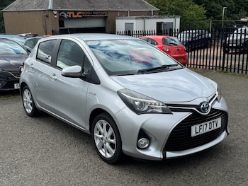 Used Toyota Yaris 2017 for sale - 79573964: Photo